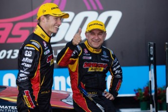 Russell Ingall celebrates third place in Race 31 with Ryan Briscoe
