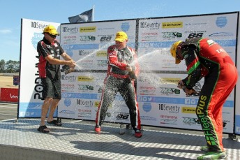 Jason Bargwanna celebrates with Nick Ross (left) and Scott Taylor