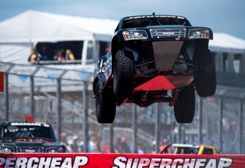 Burt Jenner on his way to victory