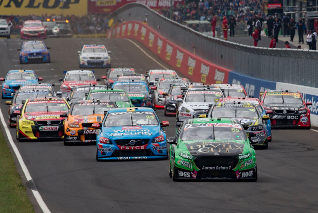 David Reynolds leads the field away at the race start
