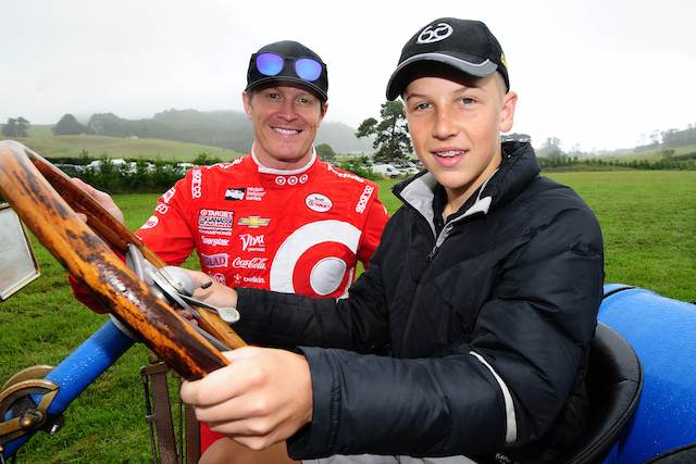 SpeedSport Scholarship winner Liam Lawson meets Kiwi motor racing legend Scott Dixon. pic: Geoff Ridder