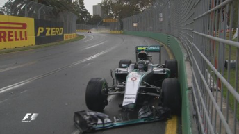 Nico Rosberg slides into the wall at Turn 7