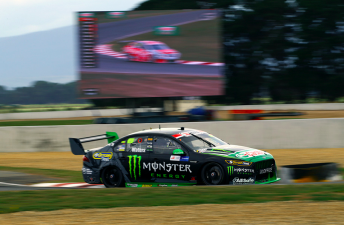 Cameron Waters on his way to P2