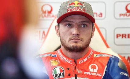 Drop in form 'stressful' for Miller