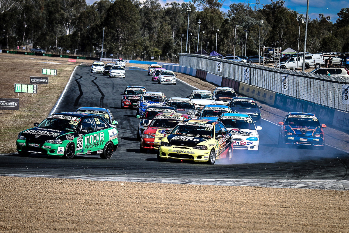 Hyundai-Excel-Queensland-Raceway